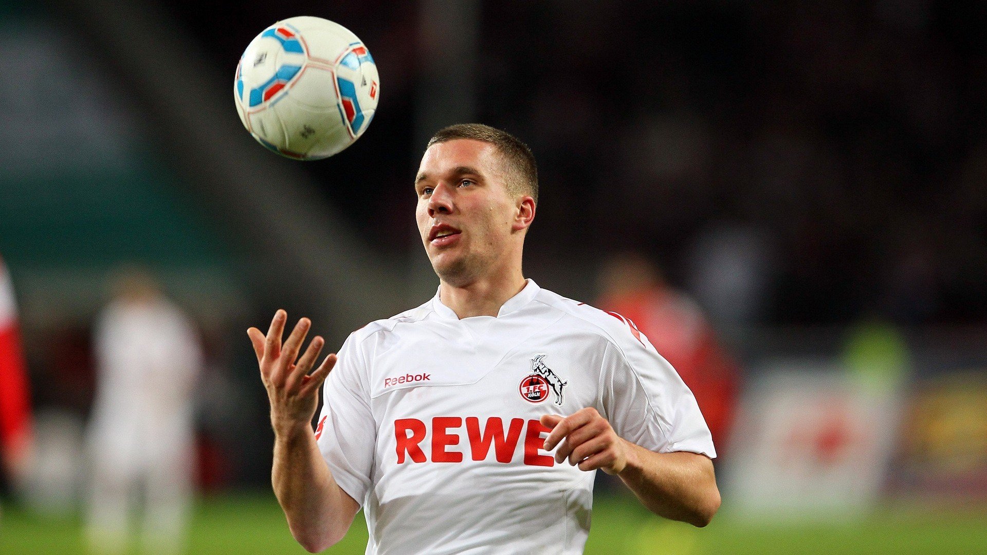 开云网页版-FaZe电竞选手跨项挑战LOL引关注，电竞选手faker